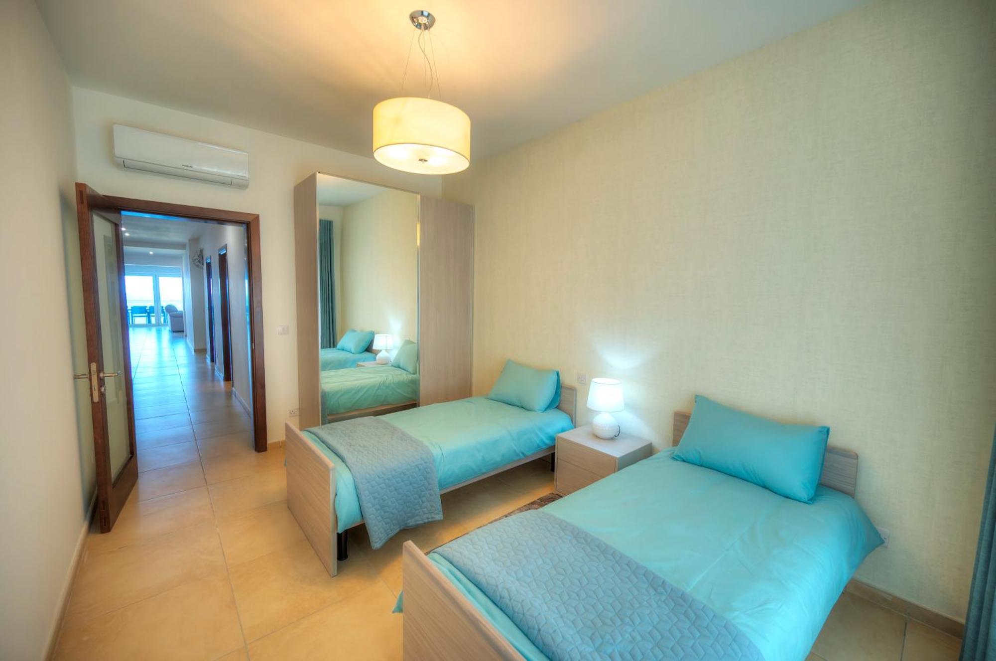 Fort Cambridge Apartments 斯利马 外观 照片