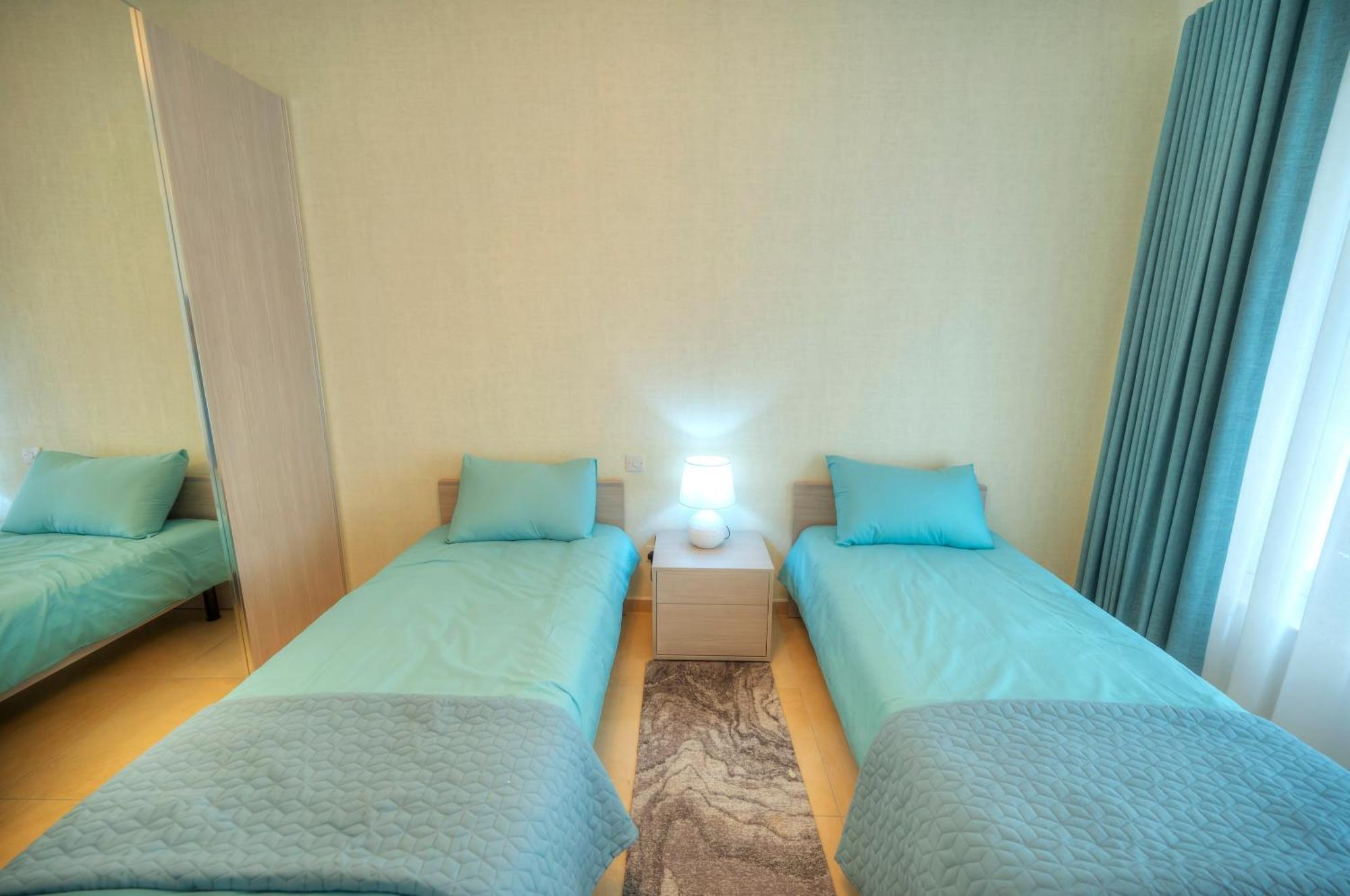 Fort Cambridge Apartments 斯利马 外观 照片