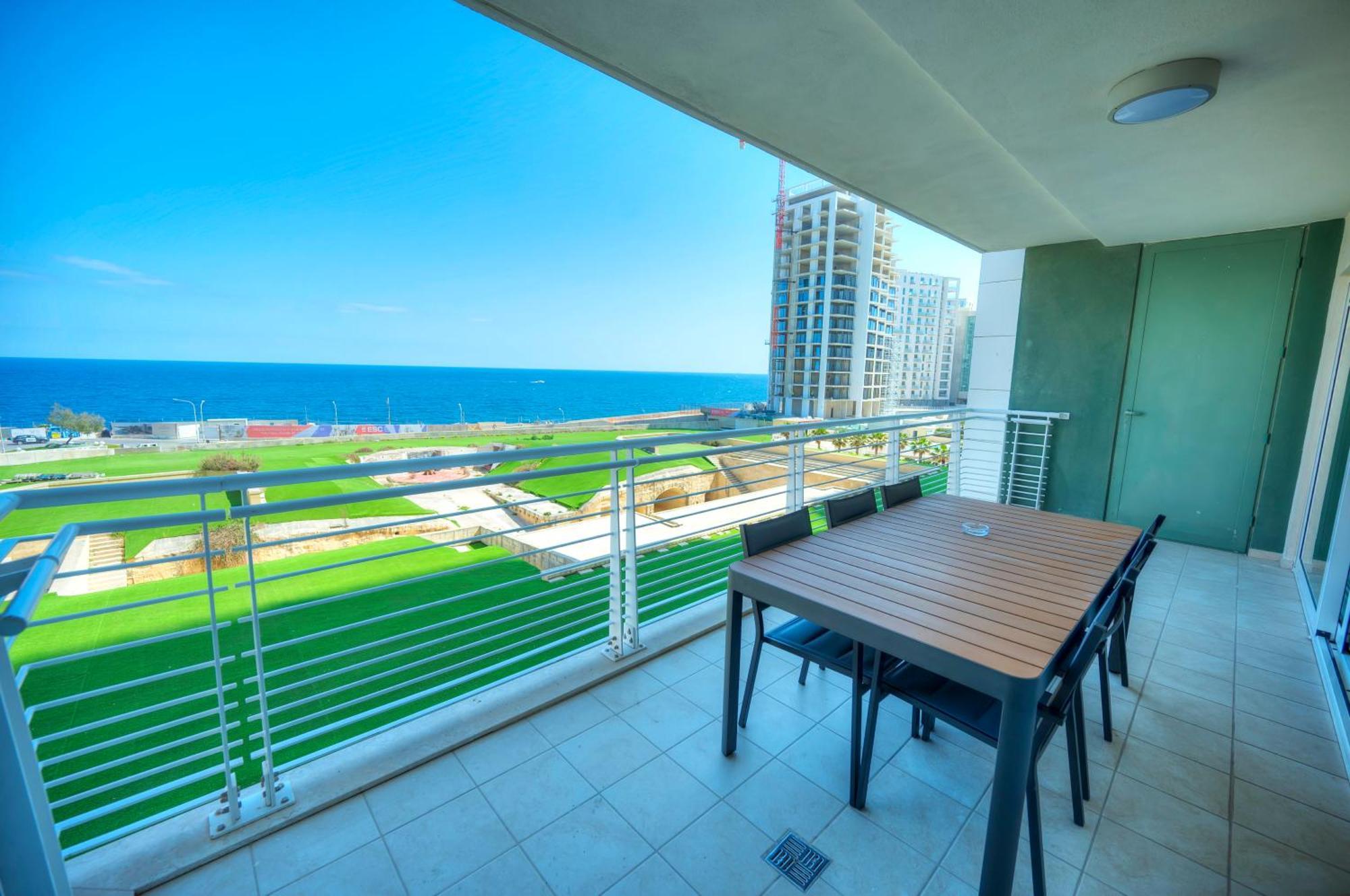 Fort Cambridge Apartments 斯利马 外观 照片