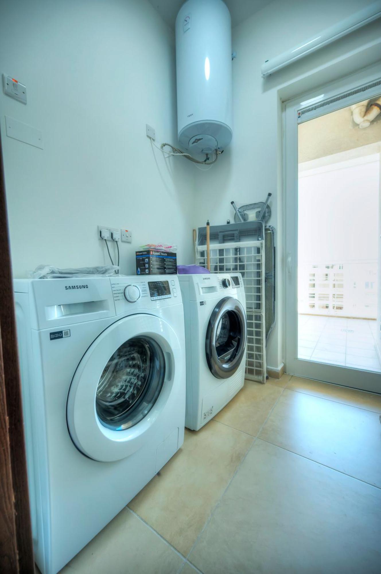 Fort Cambridge Apartments 斯利马 外观 照片