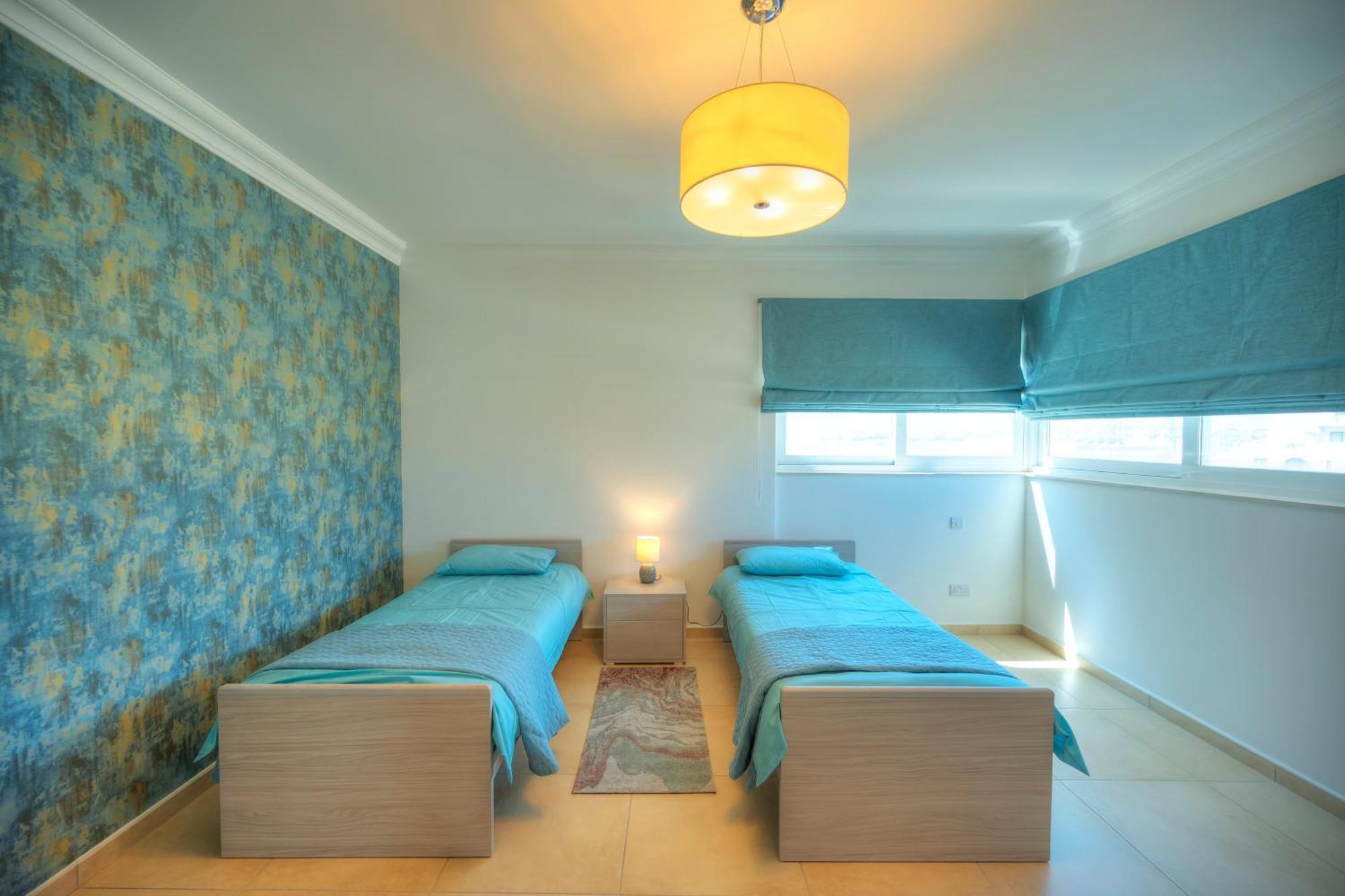 Fort Cambridge Apartments 斯利马 外观 照片